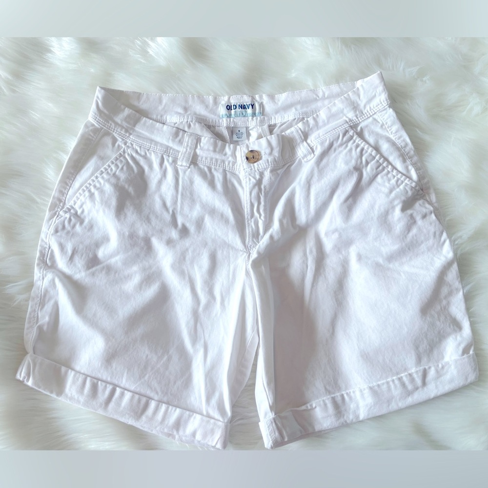 Old Navy everyday Shorts. Size S